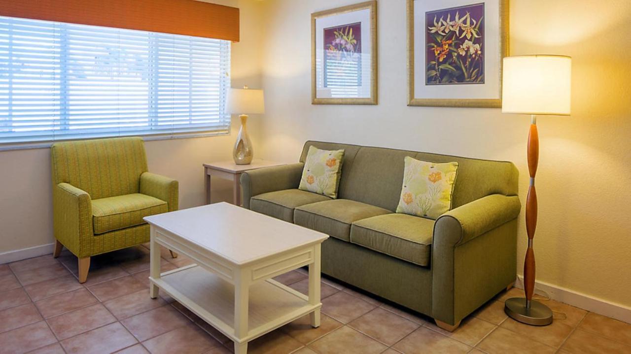 Resort Sixty-Six Holmes Beach Bagian luar foto