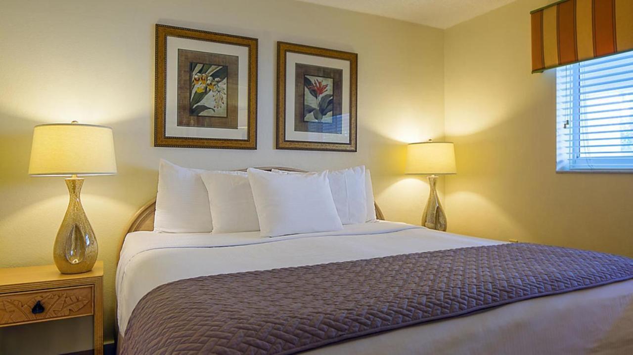 Resort Sixty-Six Holmes Beach Bagian luar foto